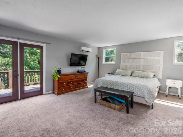 61 Sherwood Forest Drive, Arden, NC 28704