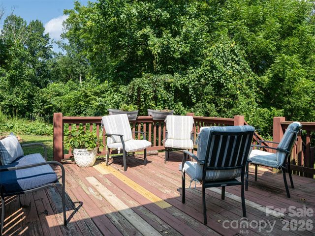 61 Sherwood Forest Drive, Arden, NC 28704