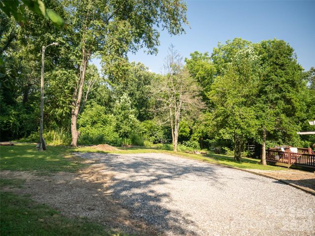61 Sherwood Forest Drive, Arden, NC 28704