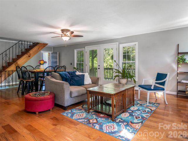 61 Sherwood Forest Drive, Arden, NC 28704