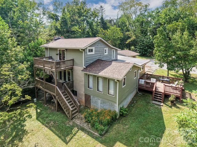 61 Sherwood Forest Drive, Arden, NC 28704