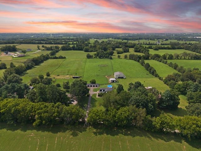 2419 Shun Pike, Nicholasville, KY 40356