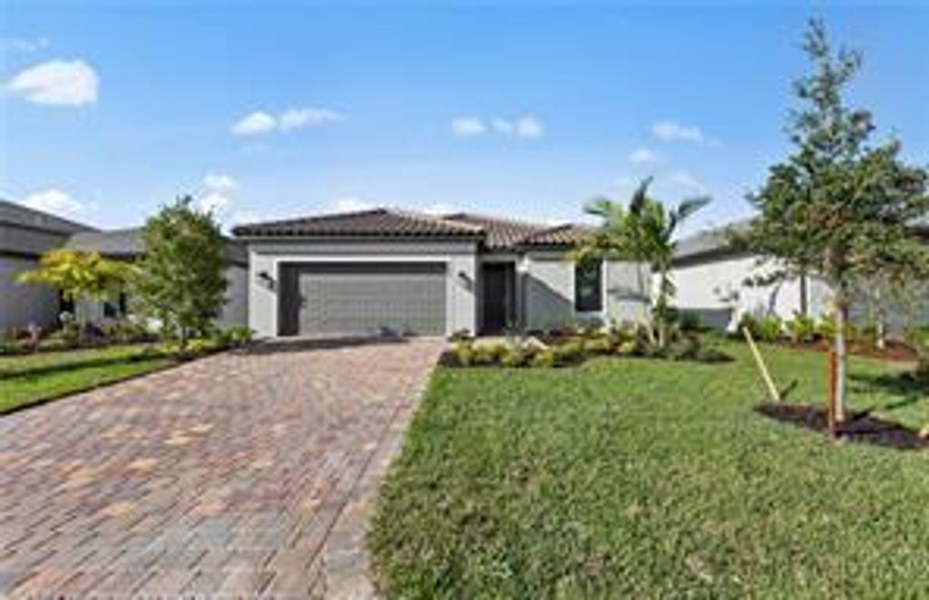 3922 E Hampton Circle, Alva, FL 33920