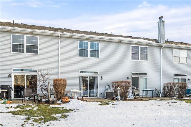 1413 Cottonwood Trail, Yorkville, IL 60560