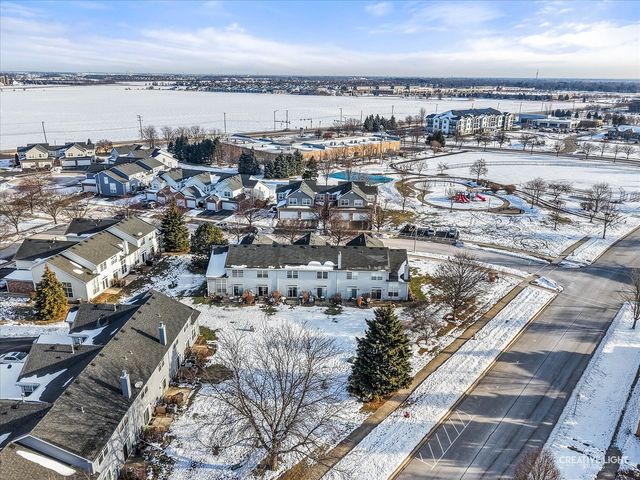 1413 Cottonwood Trail, Yorkville, IL 60560