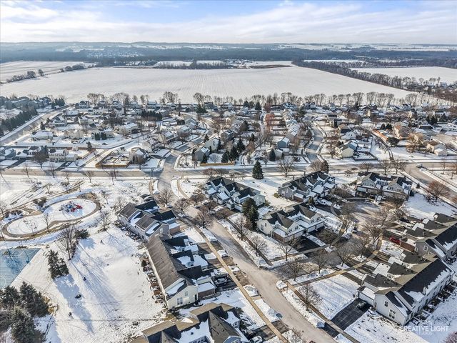 1413 Cottonwood Trail, Yorkville, IL 60560