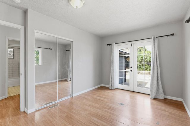 3903 N Helena St, Spokane, WA 99207