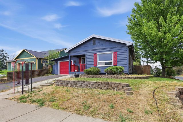 3903 N Helena St, Spokane, WA 99207