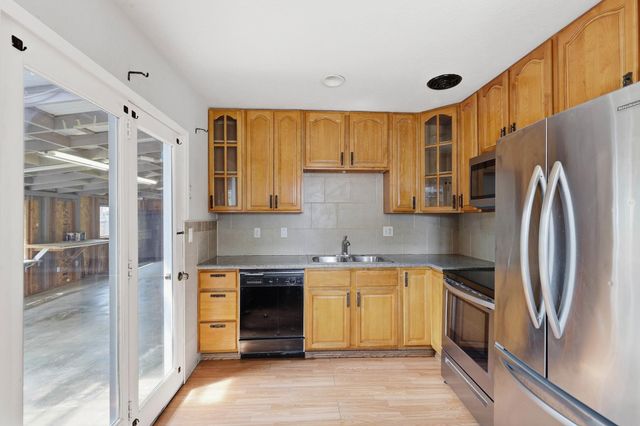 3903 N Helena St, Spokane, WA 99207