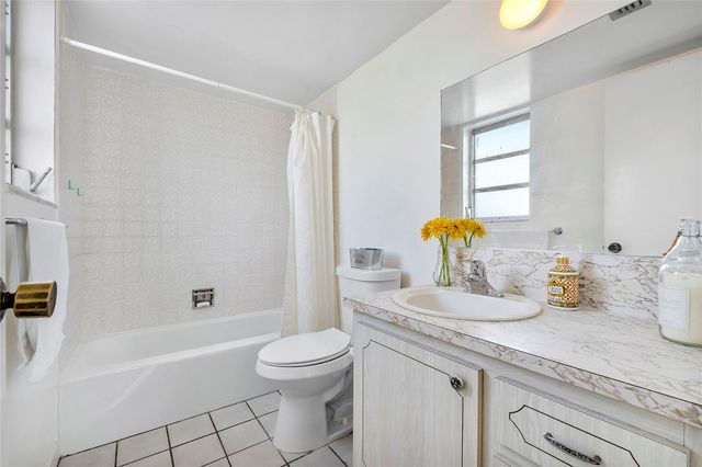 1811 Jefferson St 708, Hollywood, FL 33020