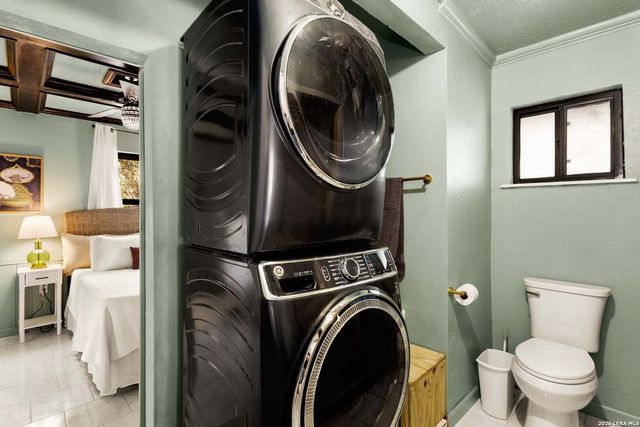 510 Red Oak Woods, Canyon Lake, TX 78133