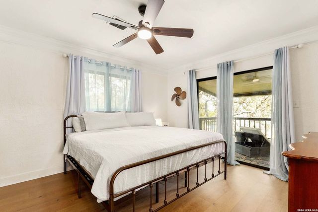 510 Red Oak Woods, Canyon Lake, TX 78133