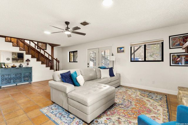 510 Red Oak Woods, Canyon Lake, TX 78133