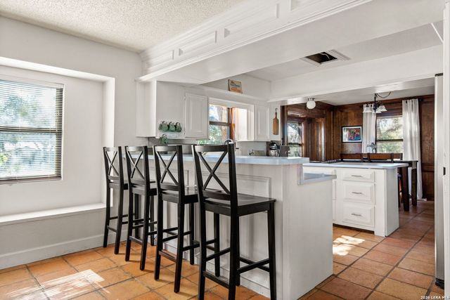 510 Red Oak Woods, Canyon Lake, TX 78133