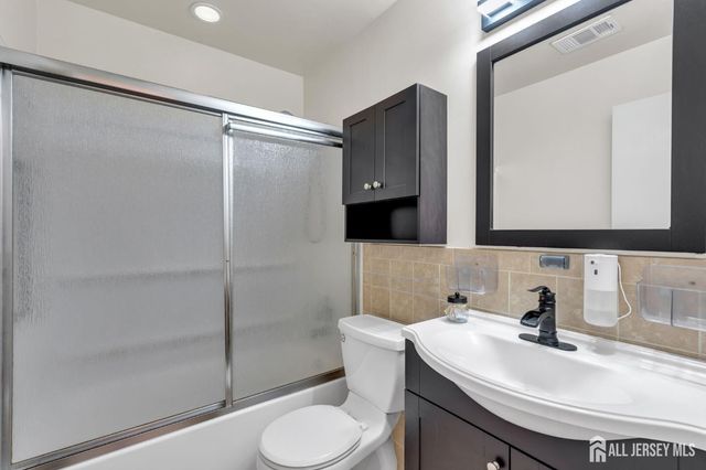 603 Jacob Court, South Brunswick, NJ 08810