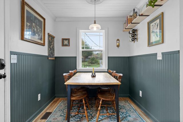 468 Grayson Way, Signal Mountain, TN 37377