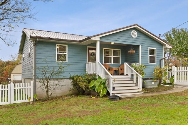 468 Grayson Way, Signal Mountain, TN 37377