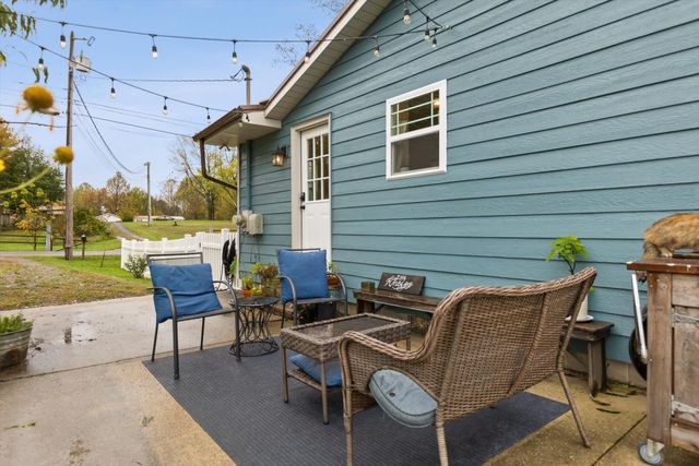 468 Grayson Way, Signal Mountain, TN 37377