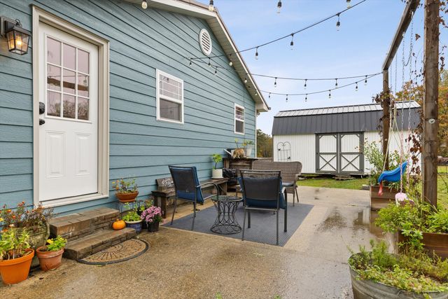 468 Grayson Way, Signal Mountain, TN 37377