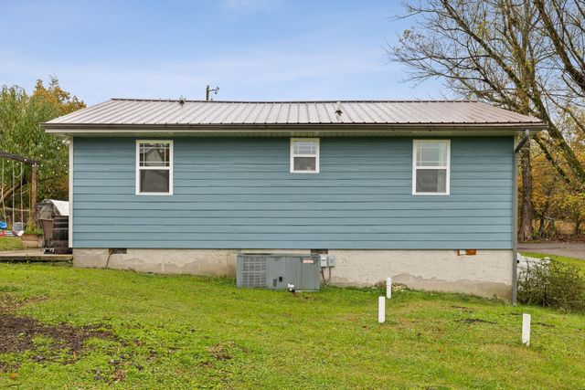 468 Grayson Way, Signal Mountain, TN 37377