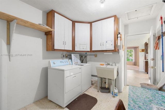 815 SW 50th Ter, Margate, FL 33068