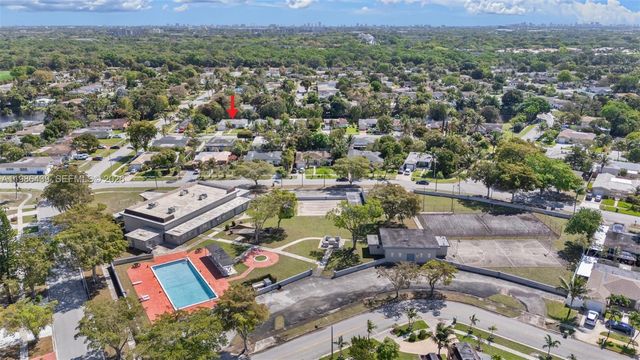 815 SW 50th Ter, Margate, FL 33068