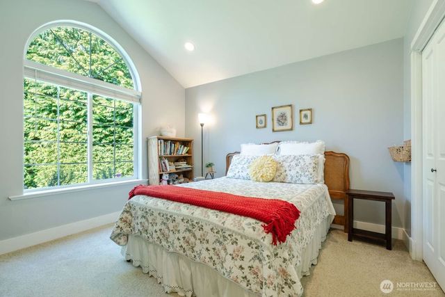 1711 Main Street, Lynden, WA 98264