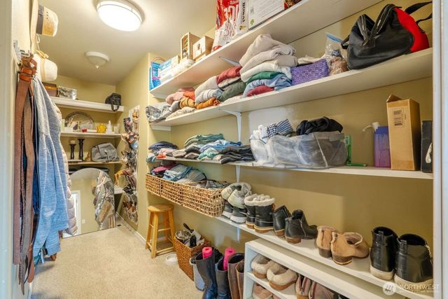 1711 Main Street, Lynden, WA 98264