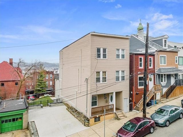 3005 Paulowna St, Polish Hill, PA 15219