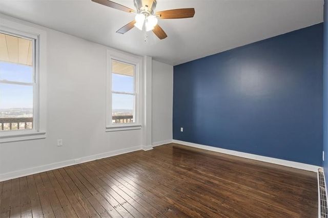 3005 Paulowna St, Polish Hill, PA 15219