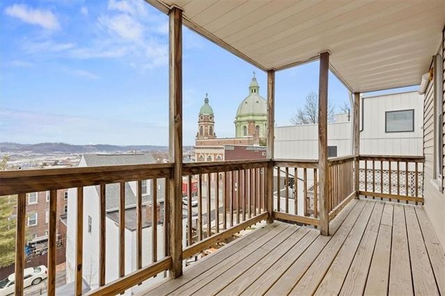 3005 Paulowna St, Polish Hill, PA 15219