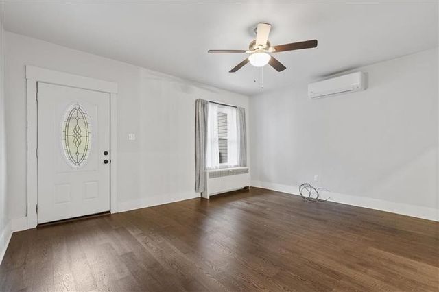 3005 Paulowna St, Polish Hill, PA 15219