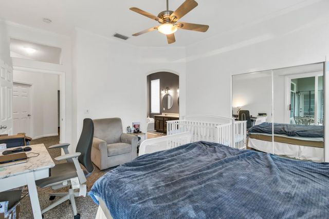 8679 Spring House Way, Elk Grove, CA 95624