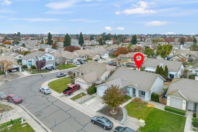 8679 Spring House Way, Elk Grove, CA 95624