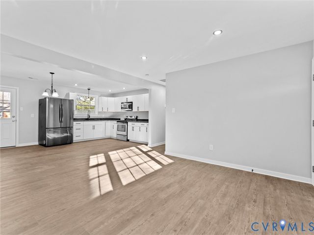 5436 Burtwood Ln, Richmond, VA 23224