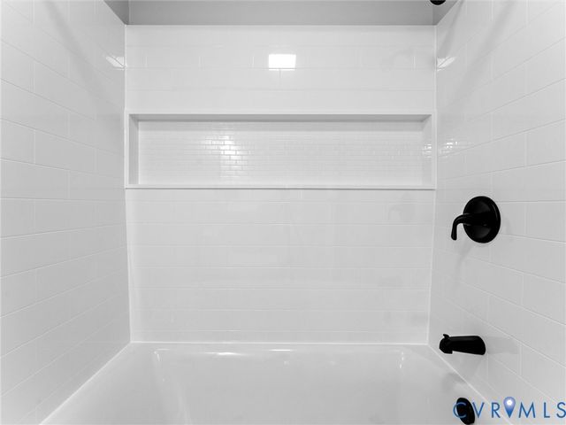 5436 Burtwood Ln, Richmond, VA 23224