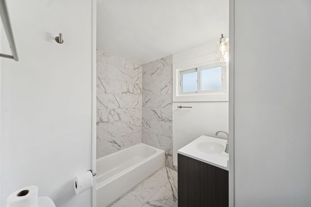 9401 S Sangamon Street, Chicago, IL 60620