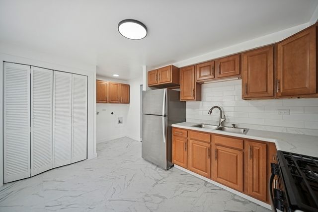 9401 S Sangamon Street, Chicago, IL 60620