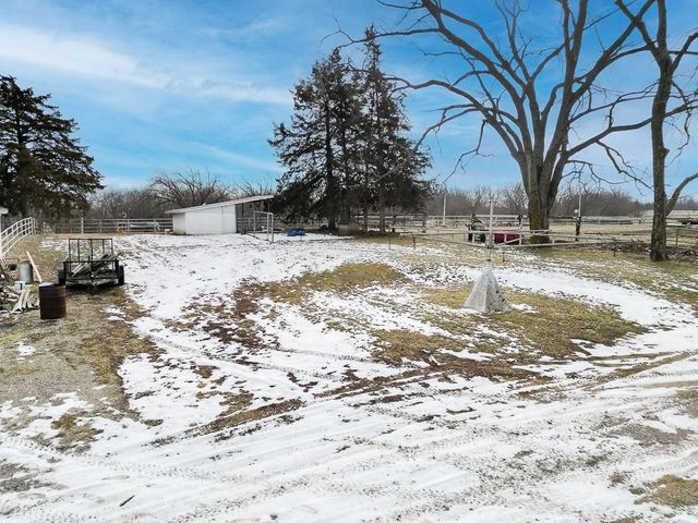 16551 Hollingsworth Road, Basehor, KS 66007