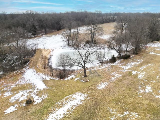 16551 Hollingsworth Road, Basehor, KS 66007