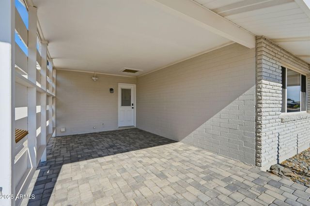 10002 W TARRYTOWN Avenue, Sun City, AZ 85351