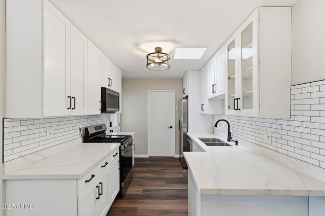 10002 W TARRYTOWN Avenue, Sun City, AZ 85351