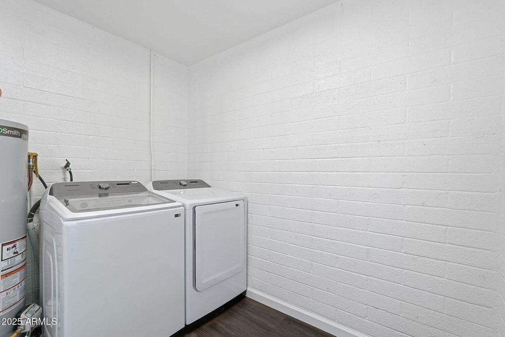 Image 25 of property listing at 10002 W TARRYTOWN Avenue, Sun City, AZ 85351