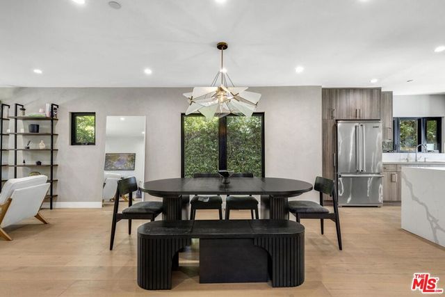 713 N Sierra Bonita Avenue, Los Angeles, CA 90046