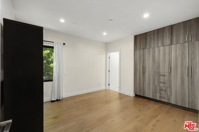 713 N Sierra Bonita Avenue, Los Angeles, CA 90046