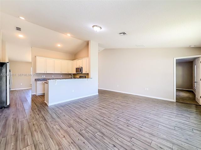 666 SW Jeanne Ave, Port St. Lucie, FL 34953