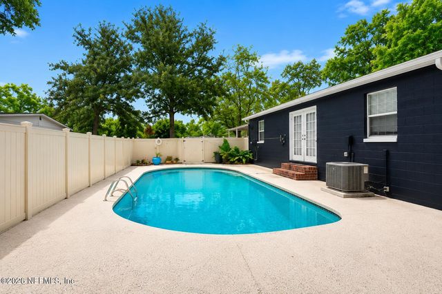 6419 BALLEJO Court N, Jacksonville, FL 32210