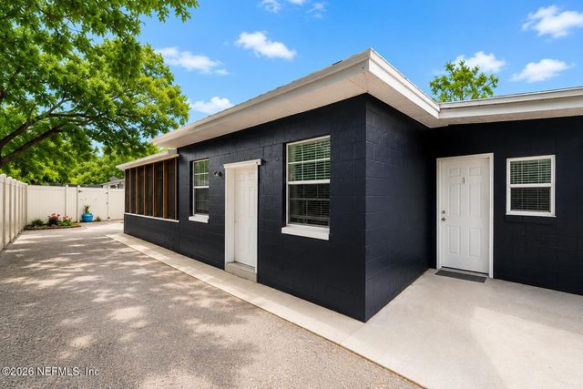 6419 BALLEJO Court N, Jacksonville, FL 32210