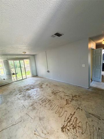 1306 DUKES DRIVE, Tarpon Springs, FL 34689