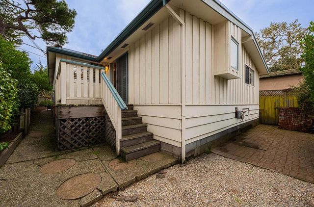 San Carlos & 10th, Carmel, CA 93921